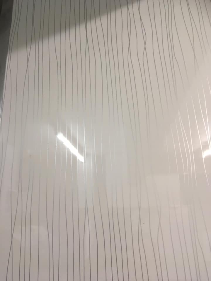 Silver String Wet Wall