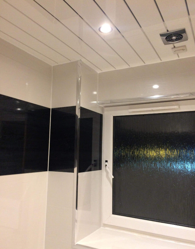 Wet wall white wood gloss